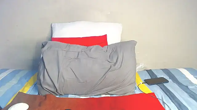 SlenderCharm98 Live Sex Cams