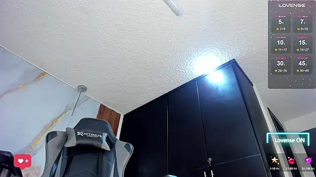 mia_18v Live Sex Cams