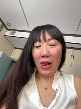 美女xiaomei-11在线直播
