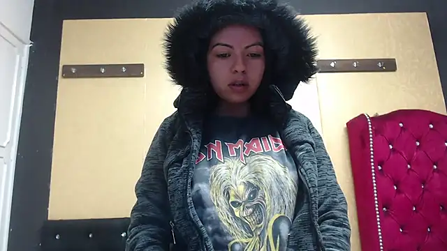 CarolineBrunx Live Sex Cams