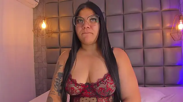 mile_uribe Live Sex Cams