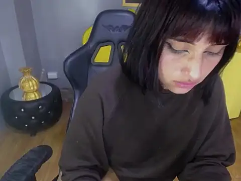 koraa_t Live Sex Cams