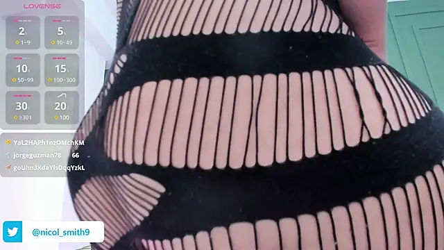 NicoleeSmith Live Sex Cams