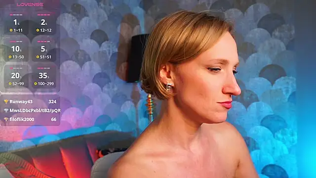 UmaTruewoman Live Sex Cams