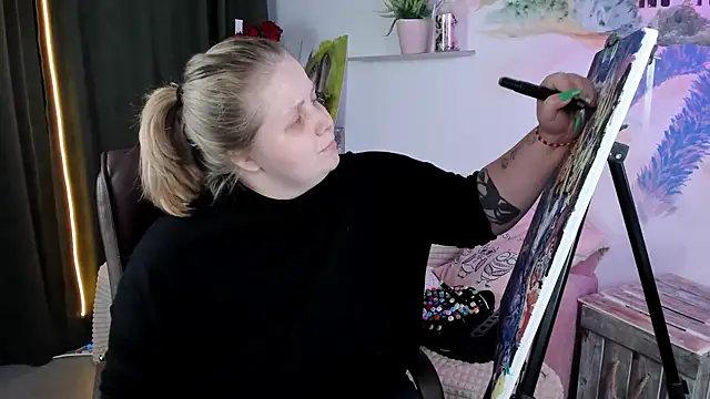 SladaDeew Live Sex Cams