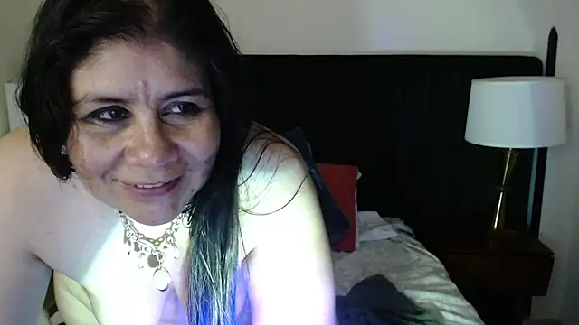 kiraGeiner Live Sex Cams