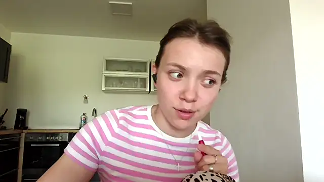 WonderAngela's Webcam Show