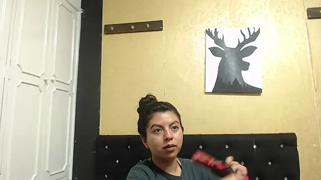 CarolineBrunx Live Sex Cams