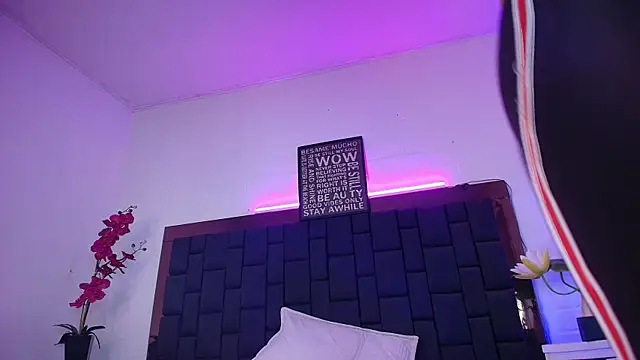 Tina_Heartt Live Sex Cams