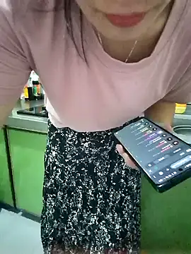 美女mimi520在线直播