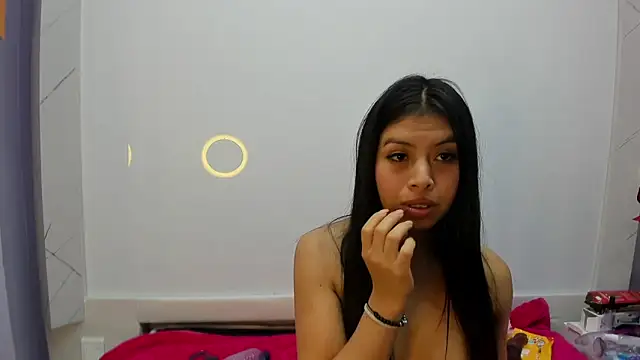 Chloe_Martini Live Sex Cams