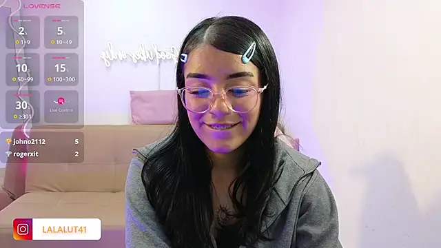 Lalalutsy_tay Live Sex Cams