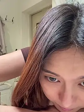 美女DandanBurgerking在线直播