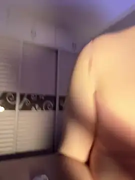 美女feifeibaby88在线直播