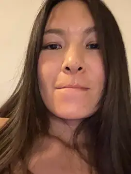 美女Ninazhang在线直播