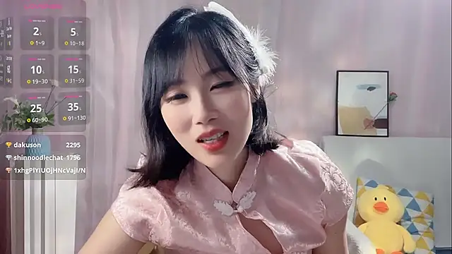 美女LaoSHI-999在线直播