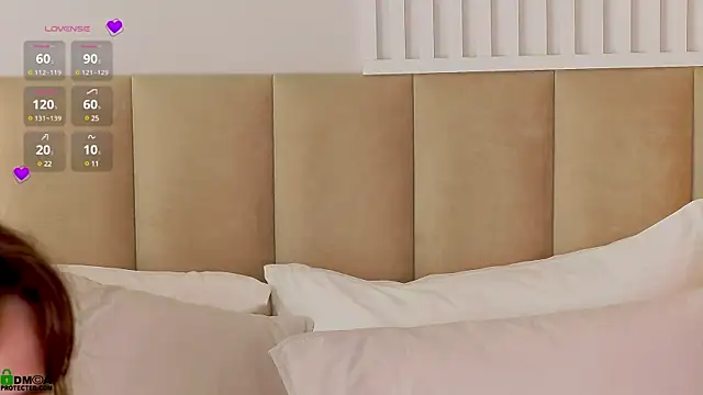 LolaPrise Live Sex Cams