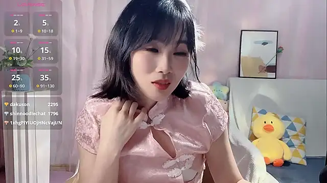 美女LaoSHI-999在线直播