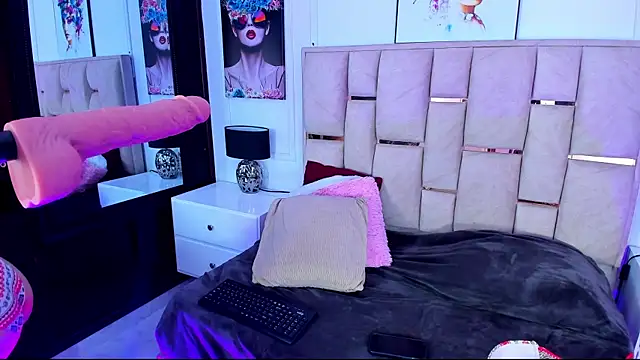Violetta-Diamond Live Sex Cams