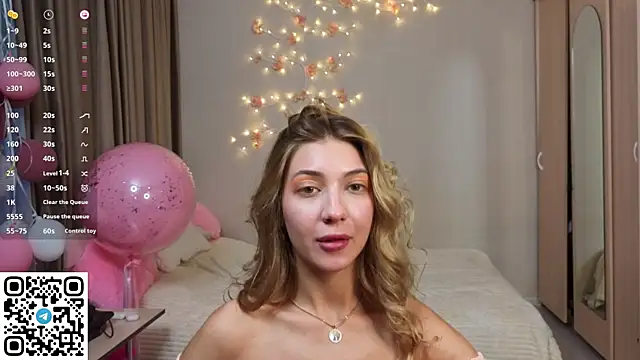 Martina_Isseee Live Sex Cams