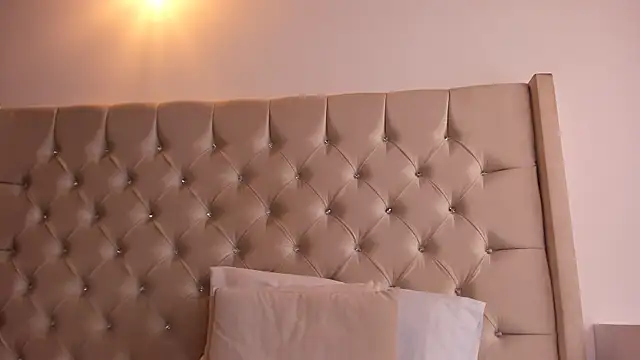 Eloisa_cleavage_ Live Sex Cams