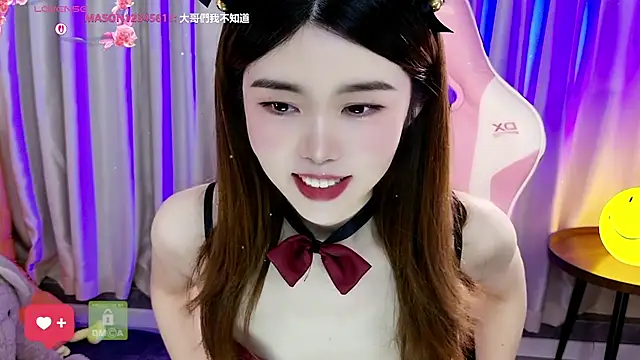 美女MIAOMIAO_BABY在线直播