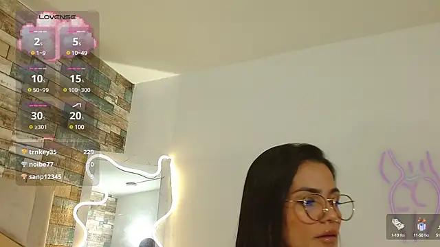 Rosalind_tay Live Sex Cams