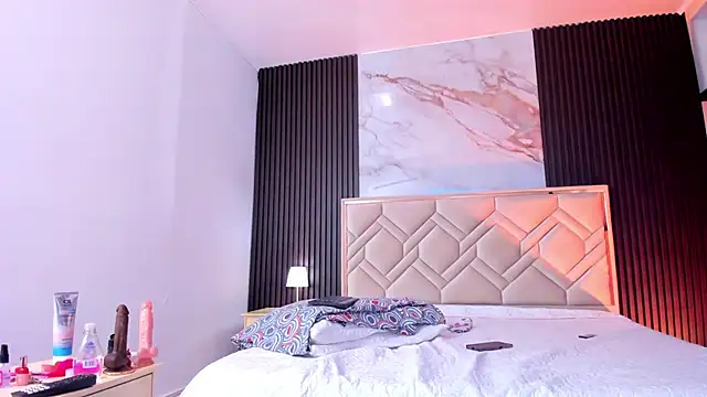 Caandyass Live Sex Cams