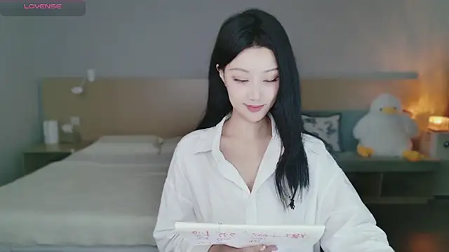 美女Lucky-baby在线直播