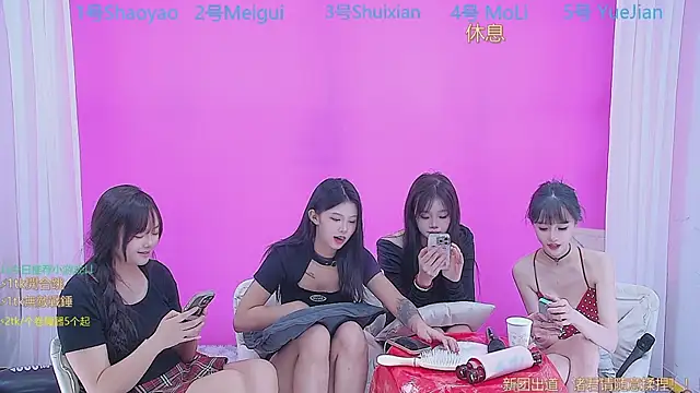 美女YY2222在线直播