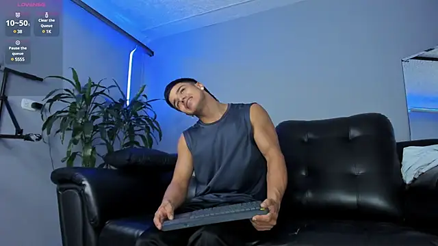 Rob_saenz_'s Webcam Show