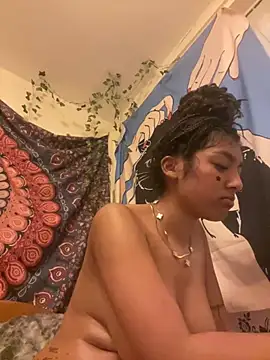 yazmineee1's Webcam Show