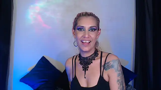 Agatha_Tenebris Live Sex Cams