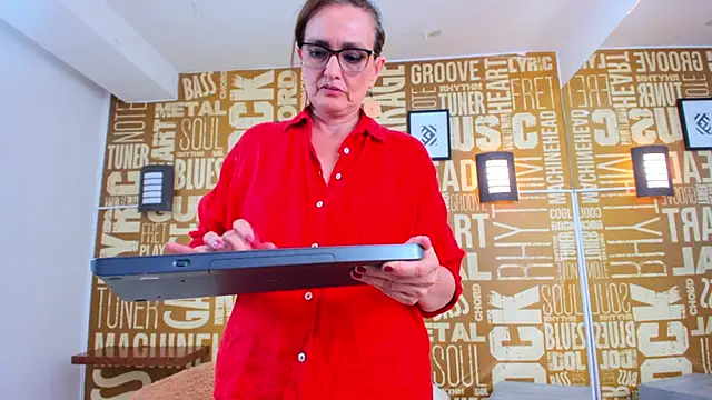 VickyMature Live Sex Cams