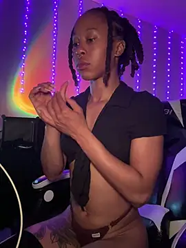 thebrattygoddess' Webcam Show