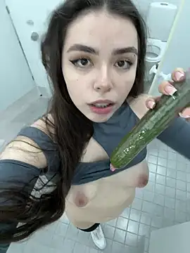 pantyless' Webcam Show