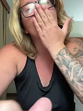 Lizzyloo's Webcam Show