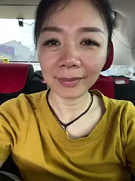 美女xiaowang0523在线直播