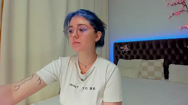 Ella_Mayers' Webcam Show