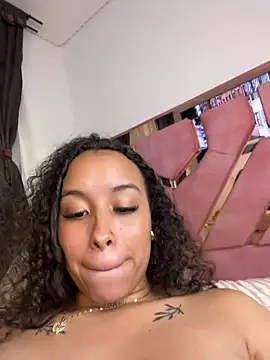 MarieLeon's Webcam Show