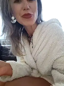 CelynaRoss' Webcam Show