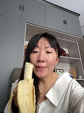 美女xiaomei-11在线直播