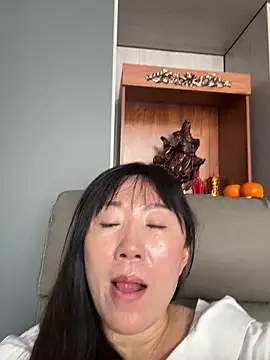 美女xiaomei-11在线直播