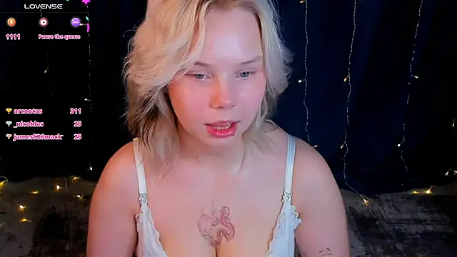 girlllsooft Live Sex Cams