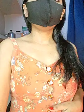 Nisha027 Adlı Modelin Web Kamerası Şovu