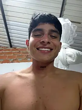 nic_2005's Webcam Show