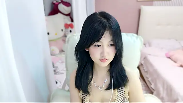 美女wanzi-1229在线直播