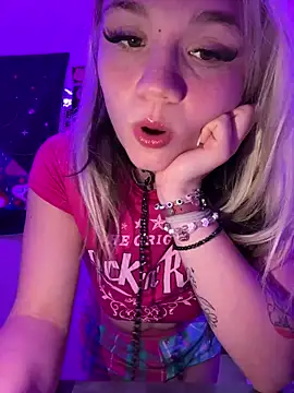 Cutiepiespanks' Webcam Show