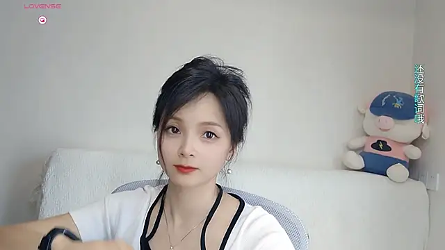 美女-Judy-在线直播