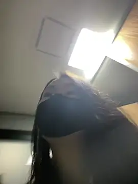 美女Niannian--sexy在线直播